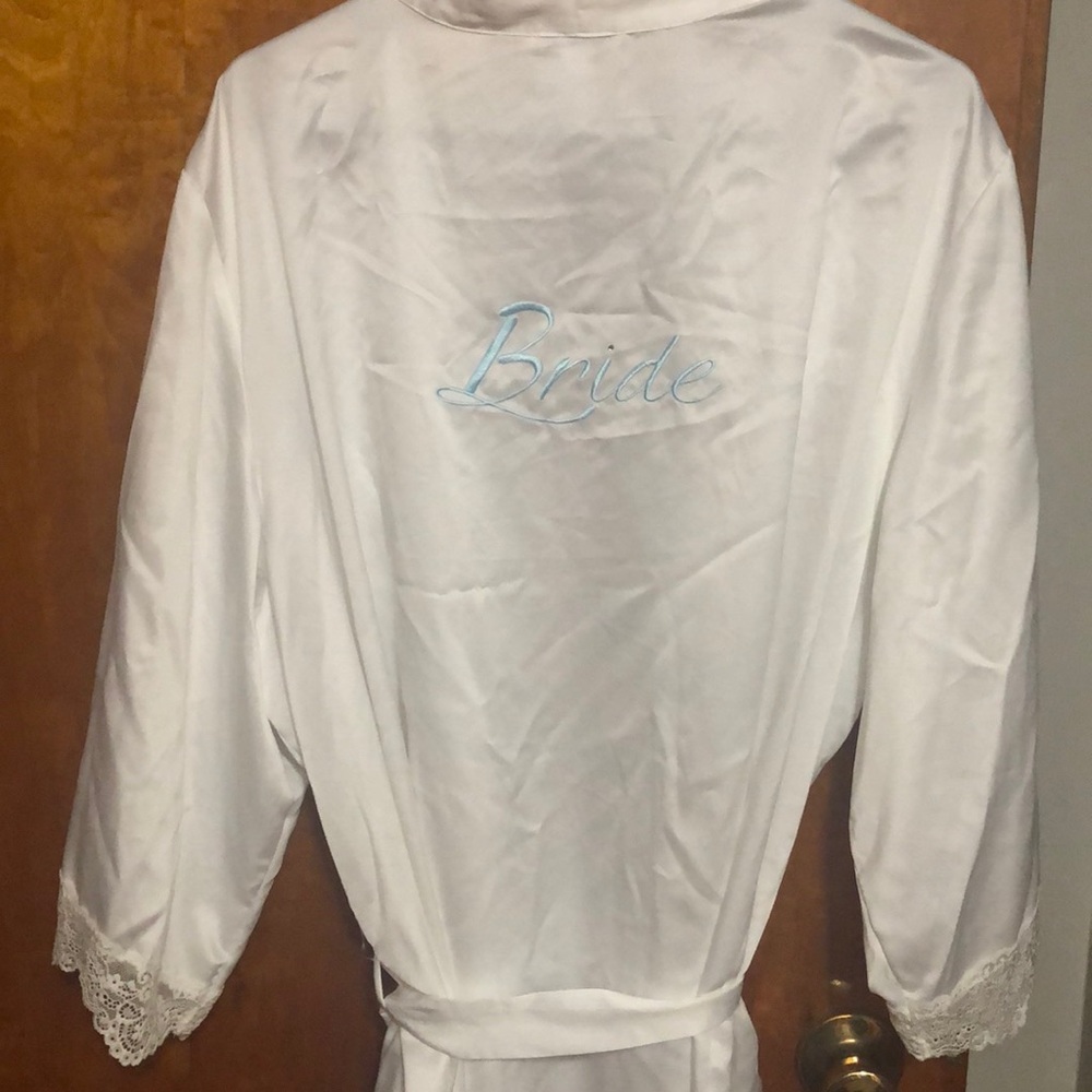 Bride robe